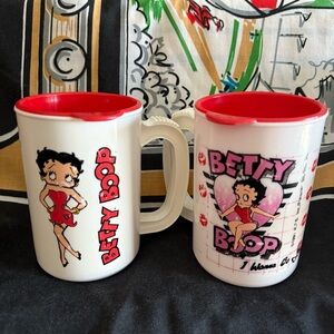 2 vintage 90s Betty Boop plastic travel thermos mugs with lids